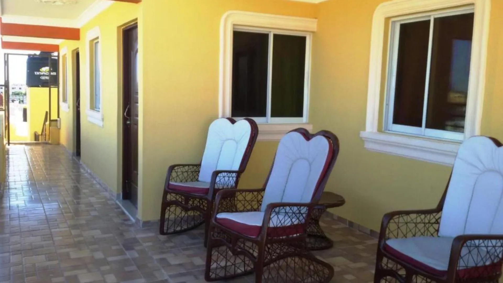 Tropical Island Apartahotel contacts
